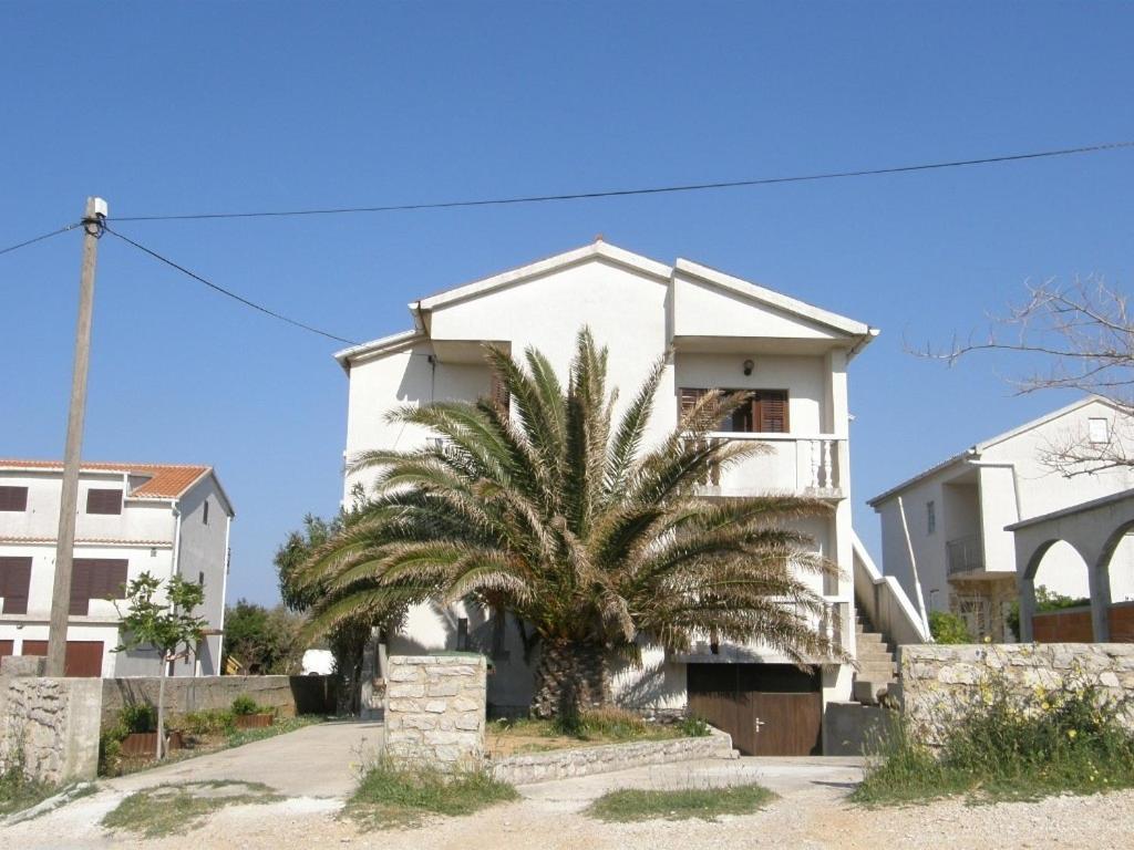 Apartments with a parking space Povljana, Pag - 18177 photo 4