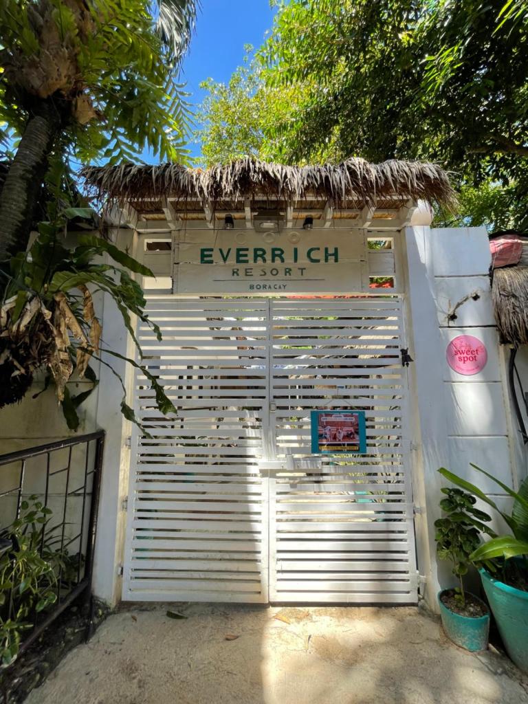 Everrich Boutique Resort Boracay photo 3