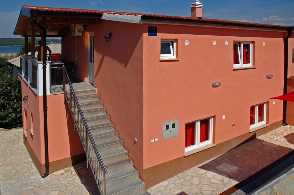 Apartments with a parking space Karin Gornji, Novigrad - 18387 photo 1