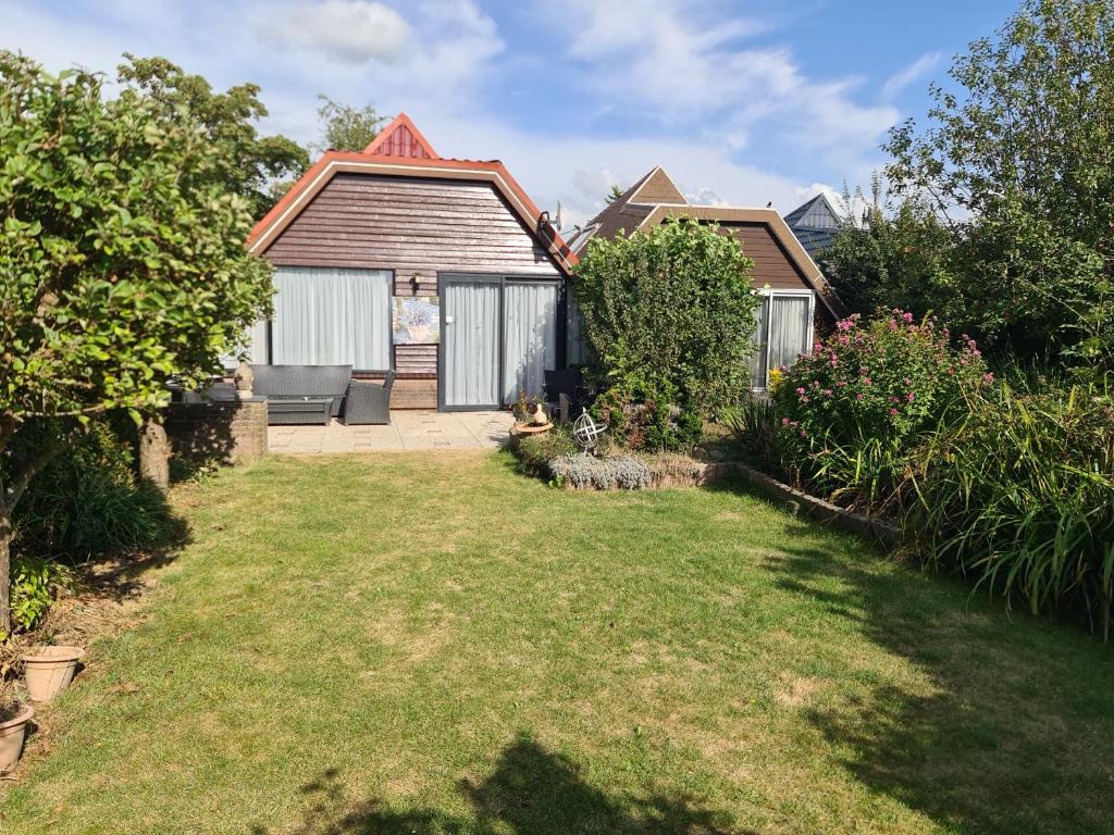 Lovely house till 6 p. near Amsterdam, Sea photo 3