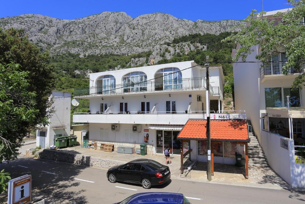 Apartments by the sea Zivogosce - Porat, Makarska - 18218 photo 1