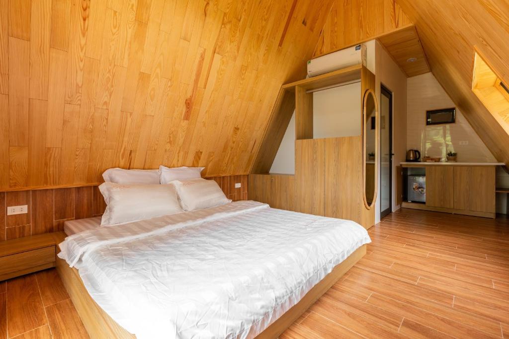 Phong Sơn Villa - Venue Travel