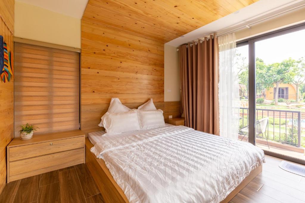 Phong Sơn Villa - Venue Travel