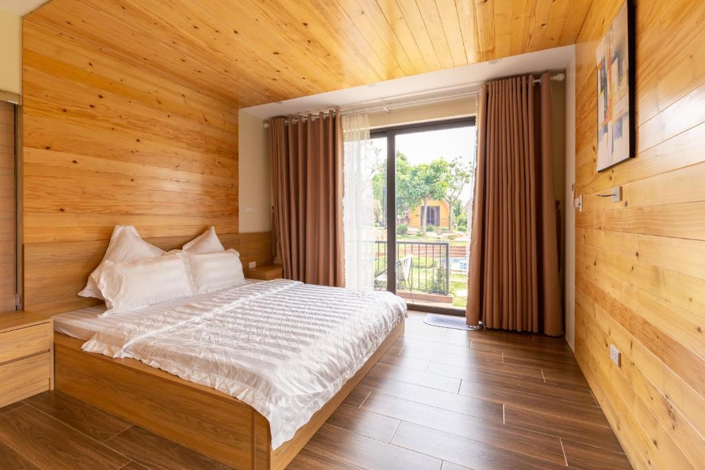 Phong Sơn Villa - Venue Travel