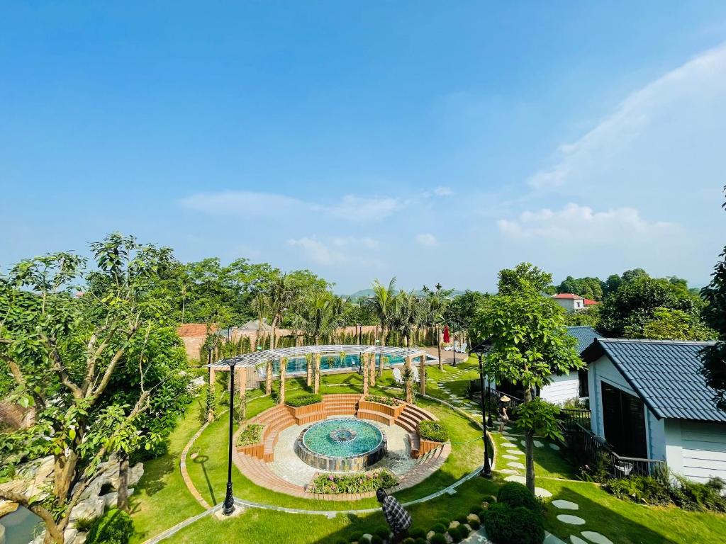 Phong Sơn Villa - Venue Travel