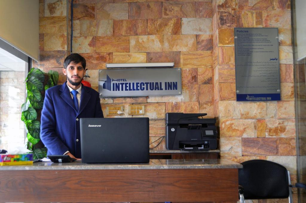 Intellectual Suites - Bahria Town Apartments photo 2