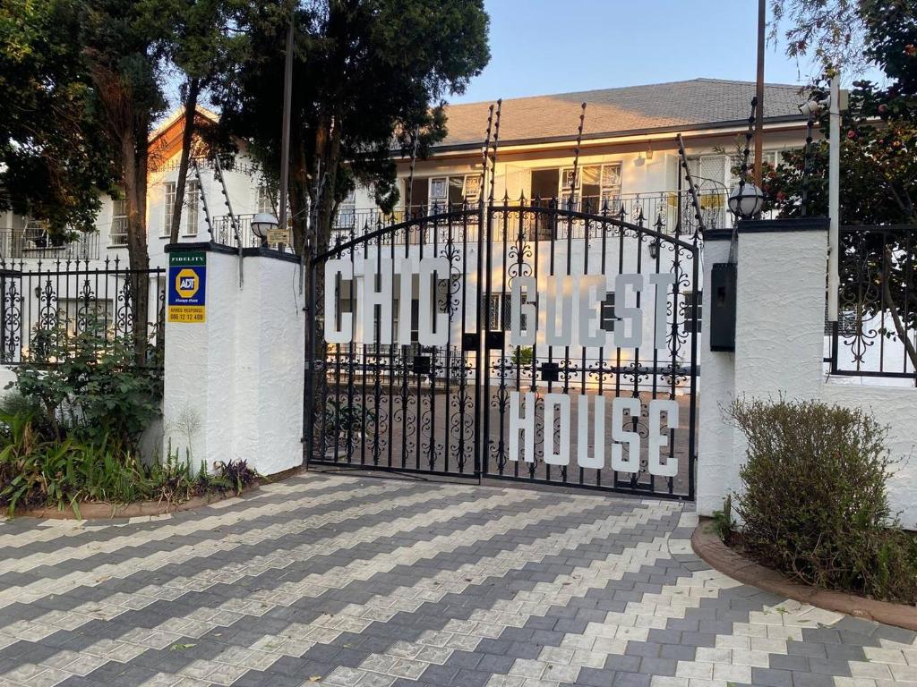 CHIC Guest House & Solar system accommodations photo 2