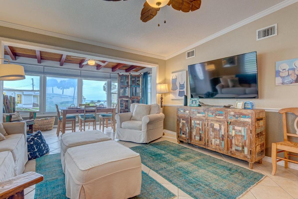 Bathing Suit Beach Bungalow photo 4