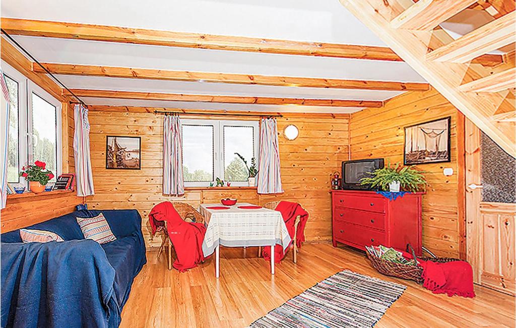 Amazing Home In Ustka-przewloka With 3 Bedrooms And Wifi photo 2