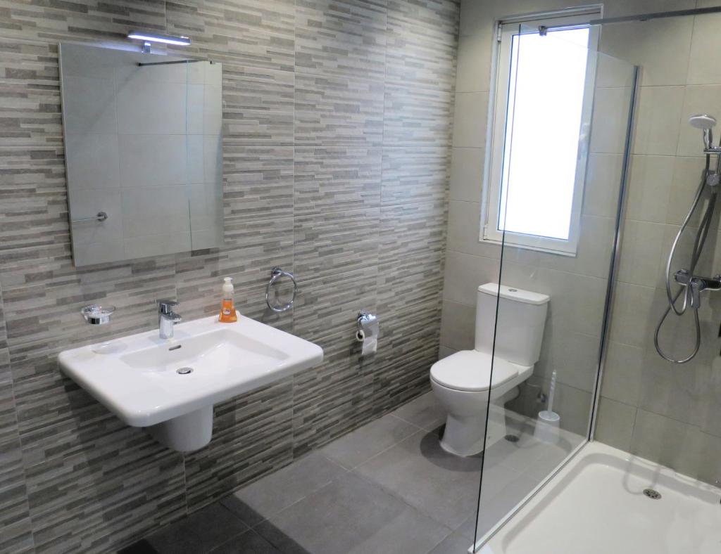 Luxury Central Hilltop Apartment With Great Views photo 3