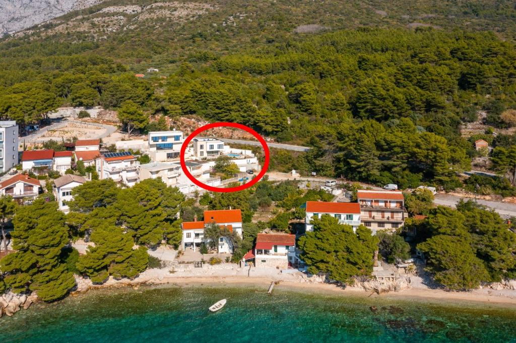 Seaside luxury villa with a swimming pool Zaostrog, Makarska - 19037 photo 1