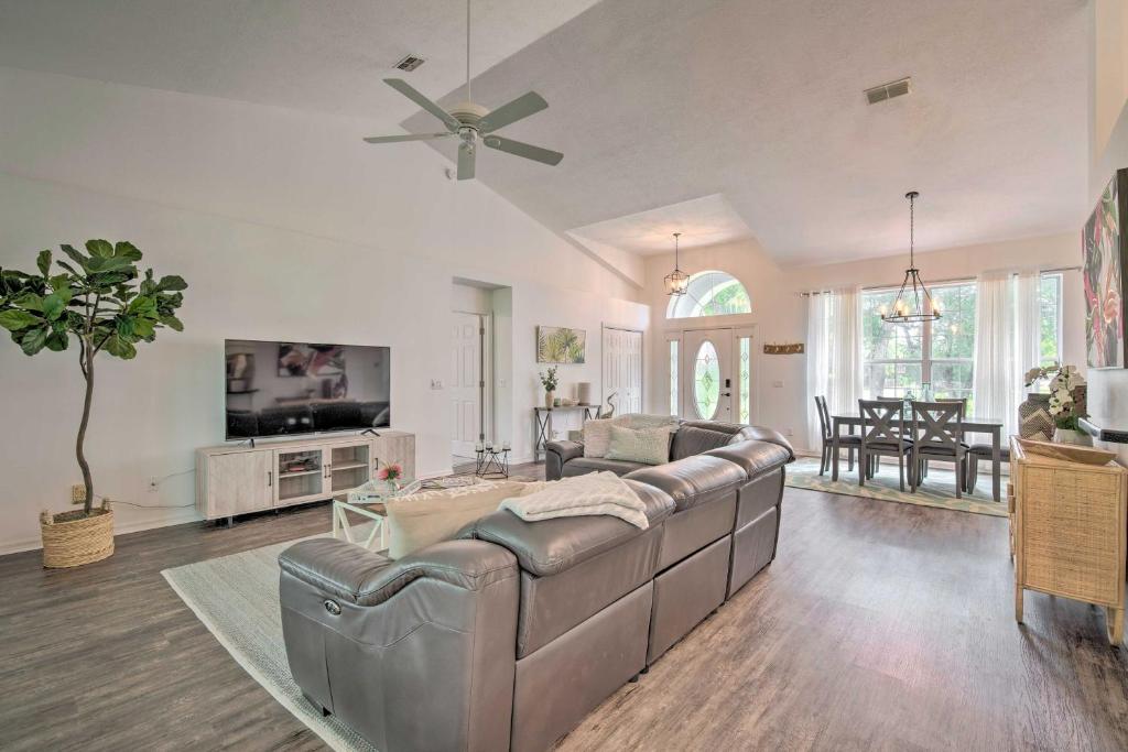 Crystal River Gem Near Three Sisters Springs! photo 4