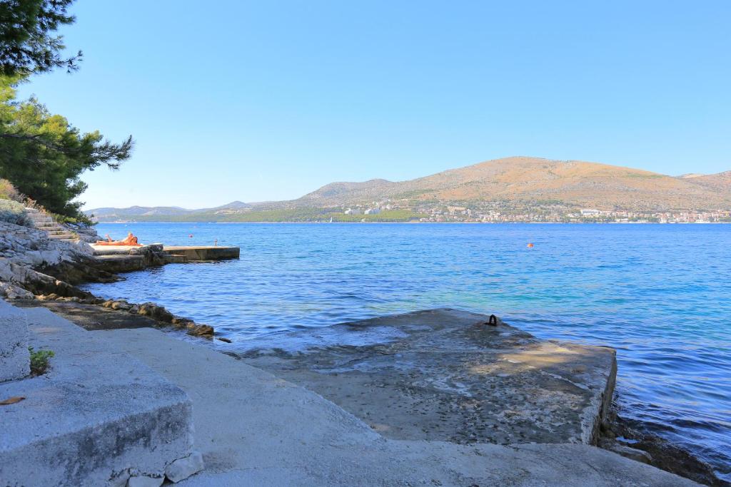 Apartments by the sea Okrug Donji, Ciovo - 12502 photo 4