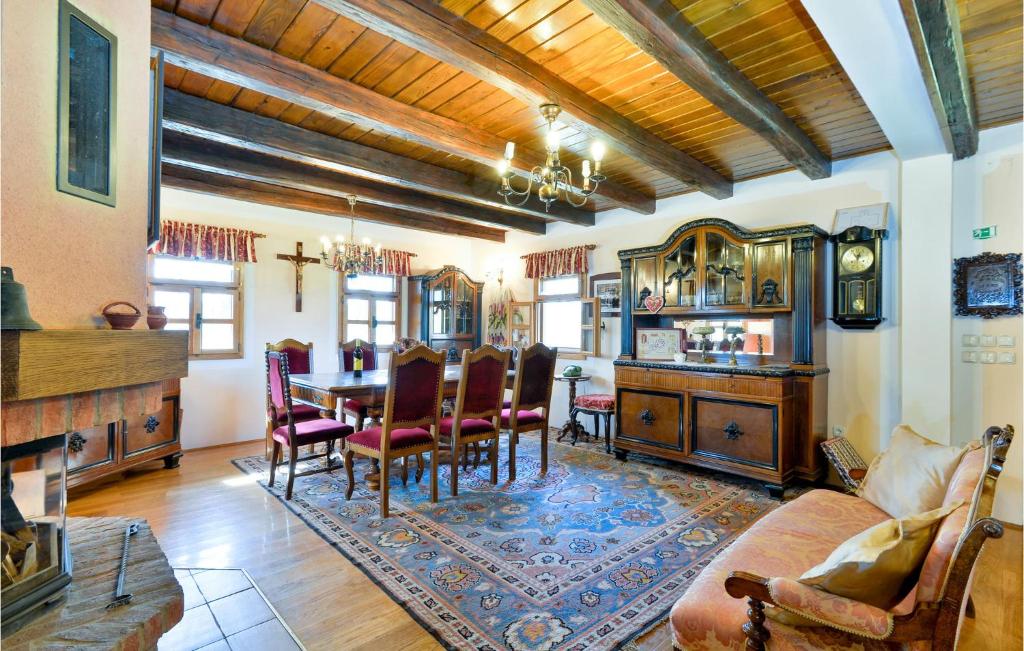 Awesome Home In Mala Ludina With 3 Bedrooms, Wifi And Outdoor Swimming Pool photo 2