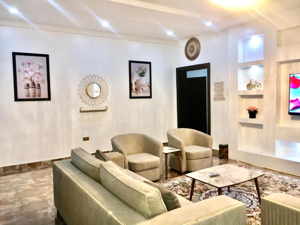 De-Omega Homes - Serviced Apartment Jahi, Abuja photo 2