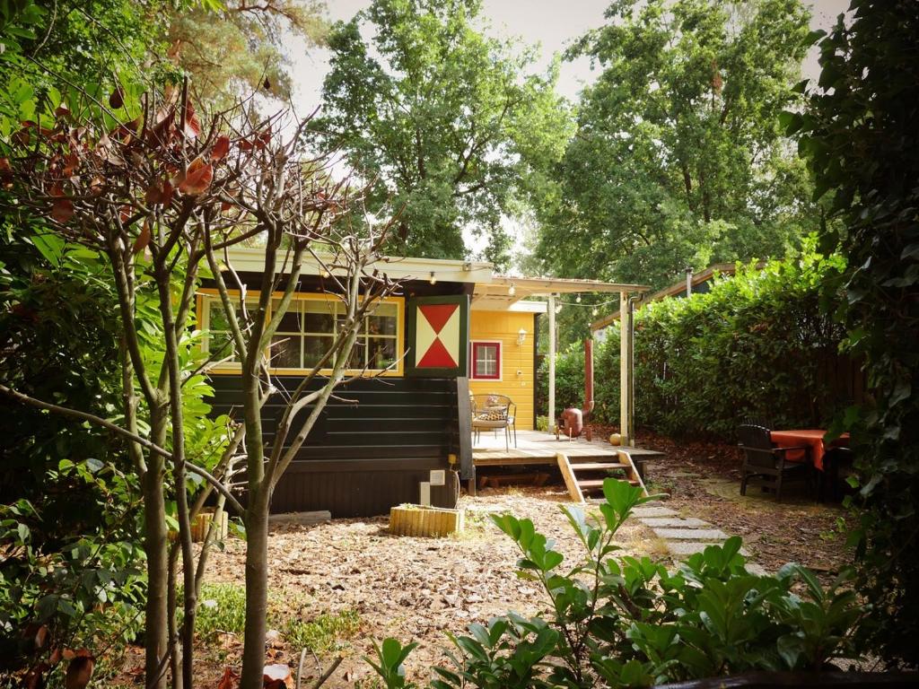 Perfect get away - Cosy Cabin in the Woods photo 2