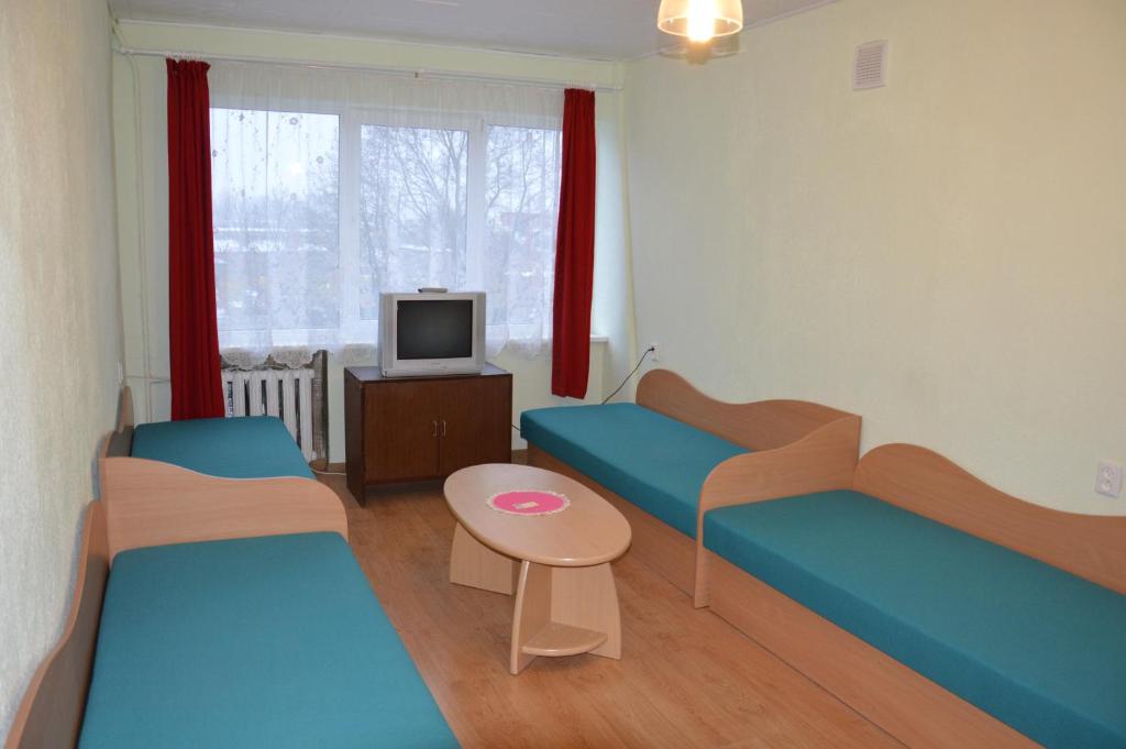Chernobyl type rooms in a block flat house photo 3