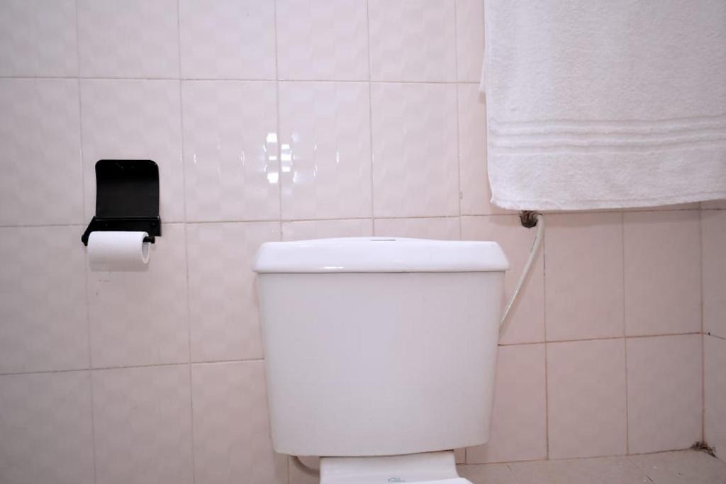 Golden One-bedroom serviced apartment with free WiFi photo 1