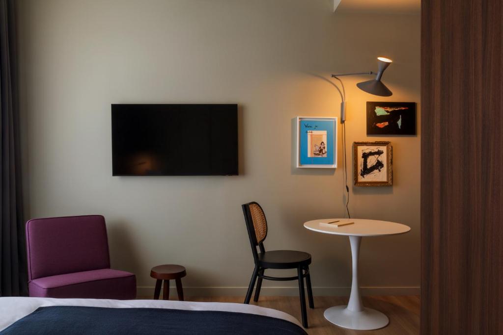 Bona Fide Main Square Designer Apartments photo 4