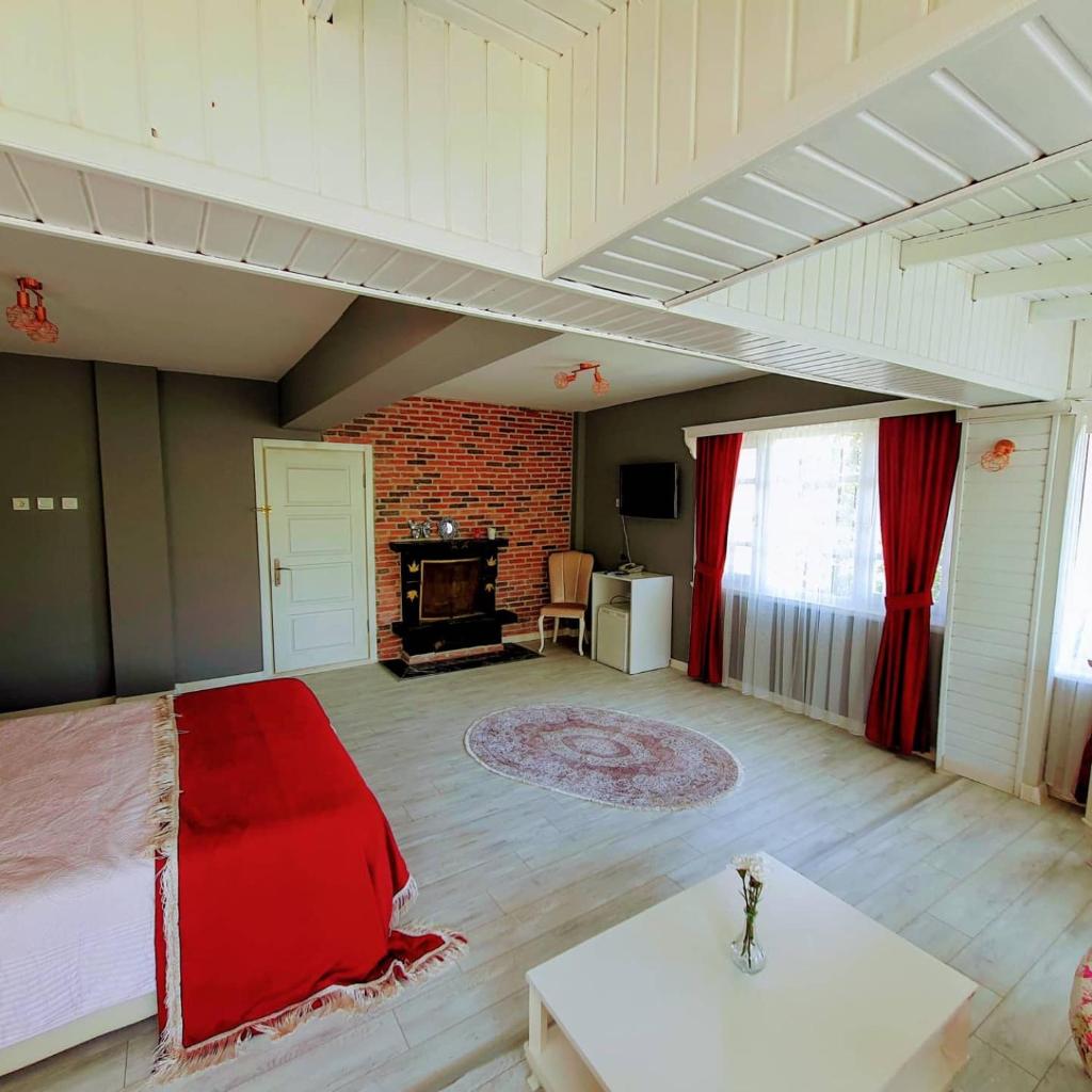 BEYAZEV BUTİK OTEL MAŞUKİYE photo 3