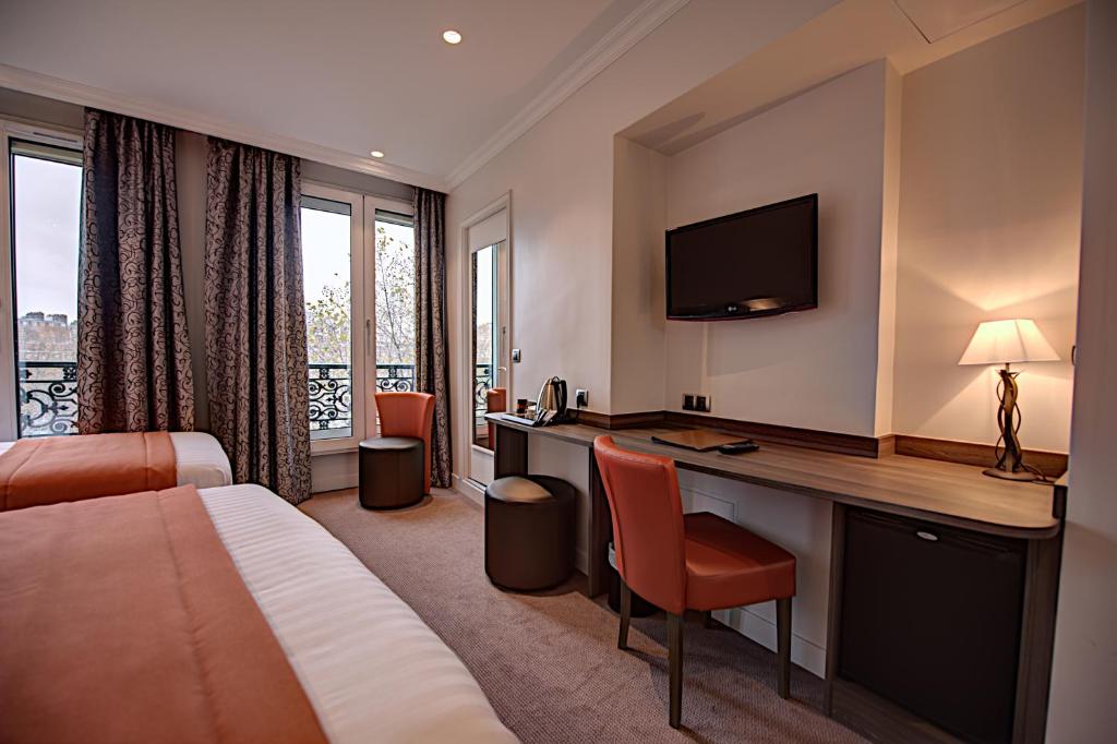 Трехместный (Улучшенный трехместный номер), Hôtel Du Midi Paris Montparnasse