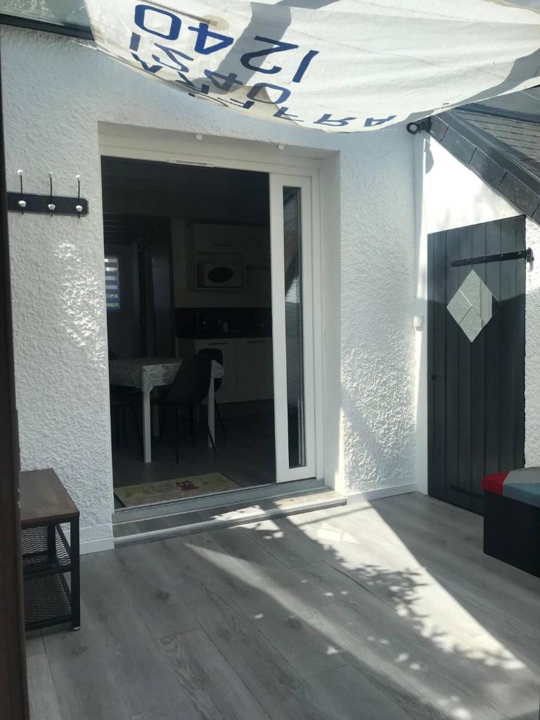 Petite maison avec piscine à 500m de la plage photo 3