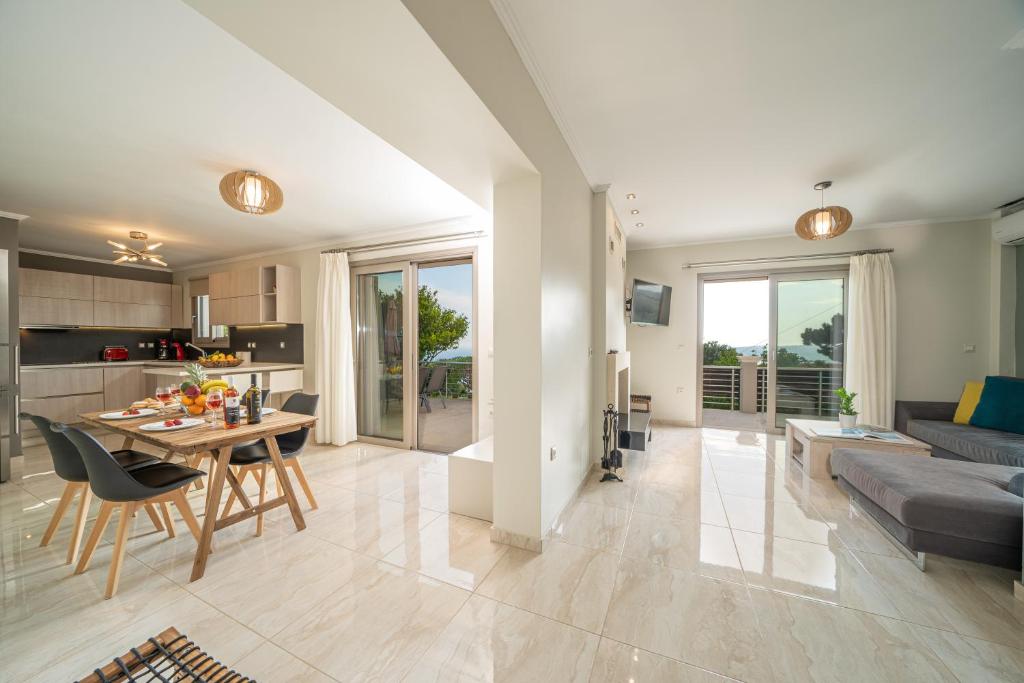 Lourdas Bay View photo 2
