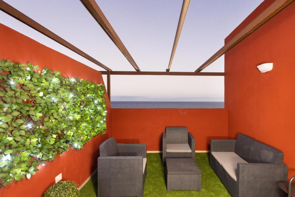 Home2Book Sea Front Duplex Terrace Pool photo 2