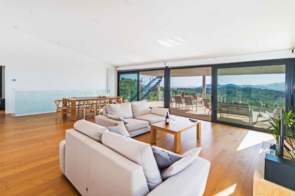 Villa Panoramica by Esteva Emerald Stay photo 2