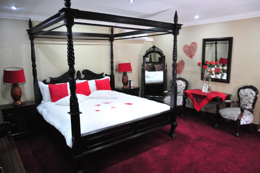 Mi Casa Guest House Room Type - Deluxe King Suite