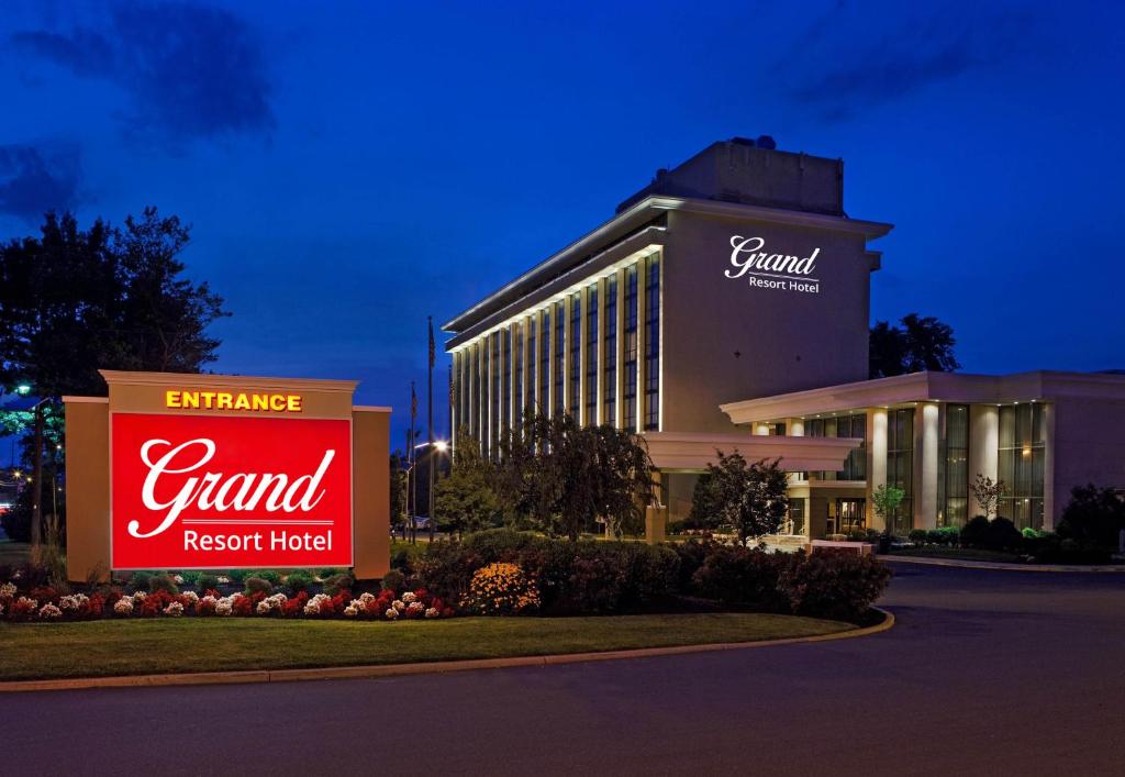 Grand Resort Hotel - Mt Laurel - Philadelphia image