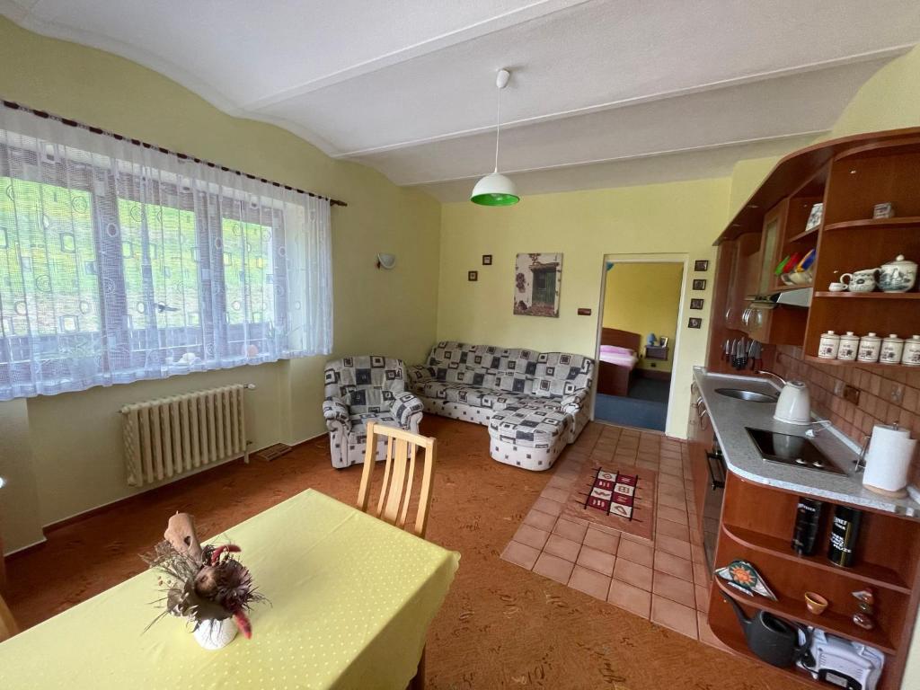 Ubytování v Krkonoších, rodinný apartmán Peklíčko photo 2