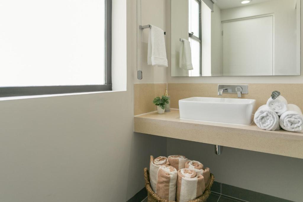 Corasol Nick Price By PARR CONDOS photo 3