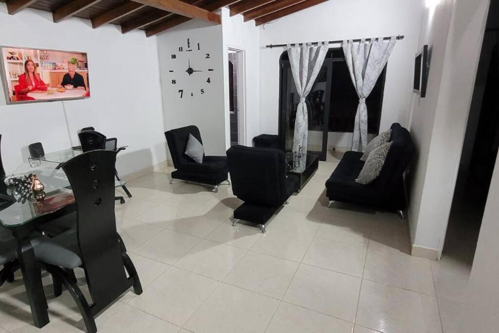 central apartamento al lado del polideportivo sur de envigado photo 4