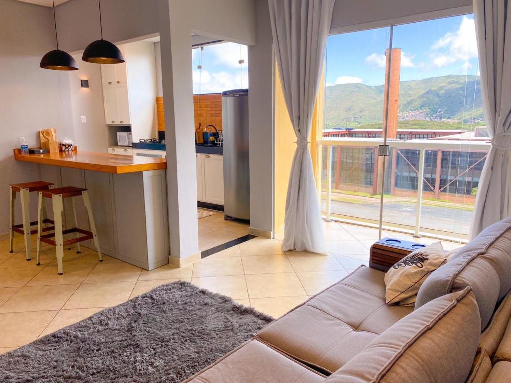Apartamento ao lado da UFOP com garagem
