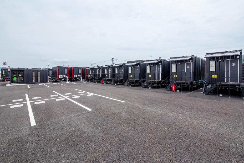 HOTEL R9 The Yard Uki photo 2