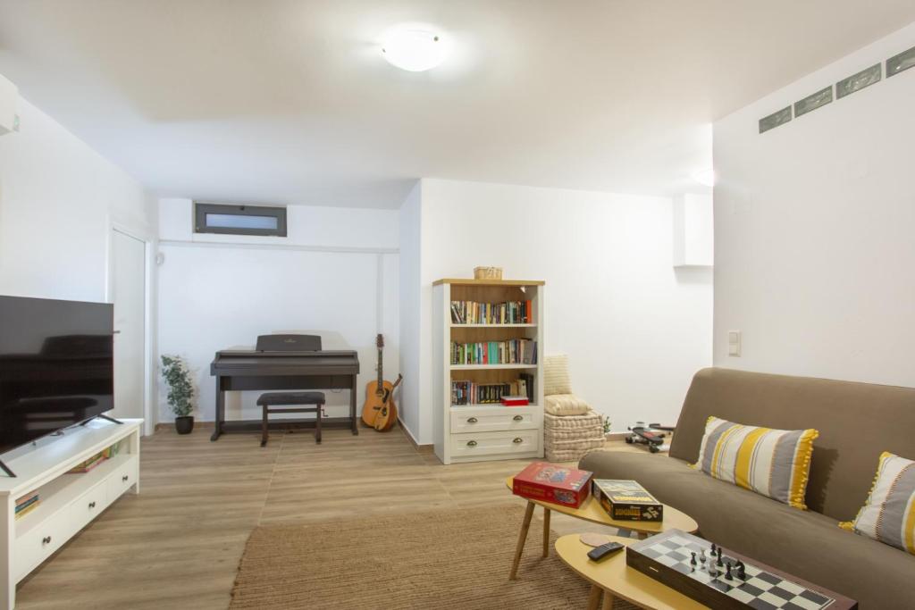 Villa Nesea Elounda With Private Pool - Happy Rentals photo 4