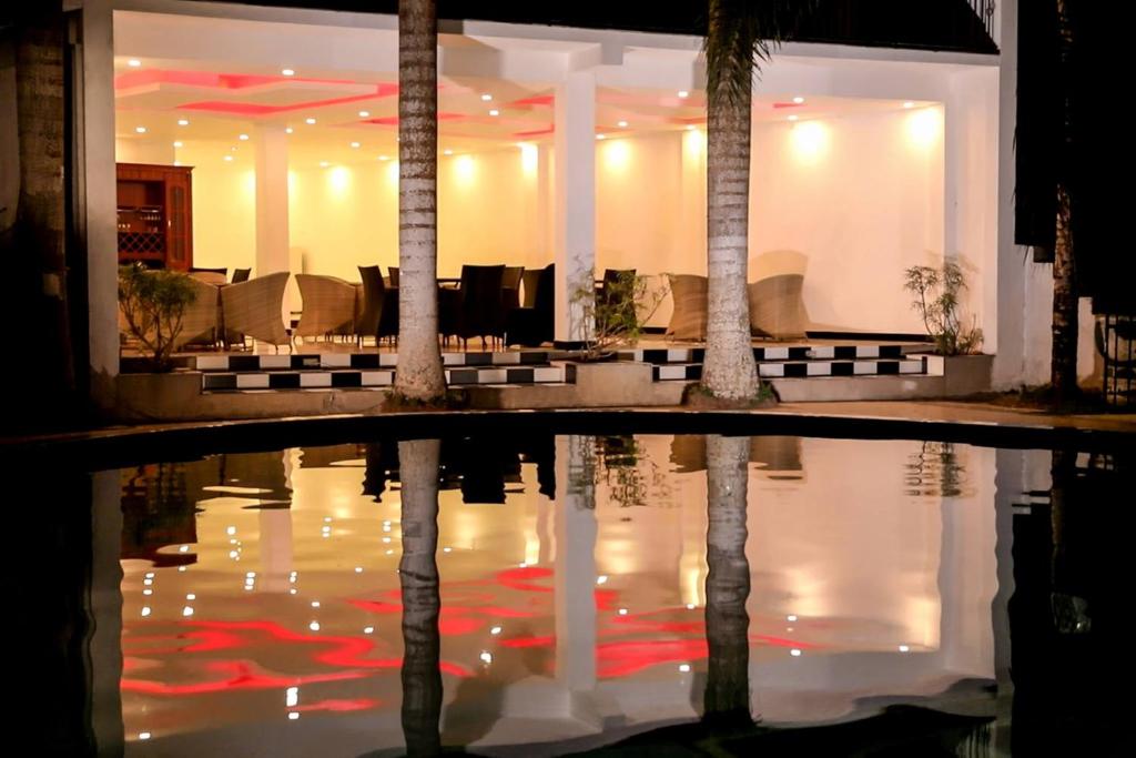 Kolonne RIverside Garden Hotel photo 3