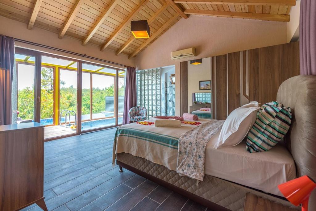Villa My Heart Sauna and indoor heated pool photo 4