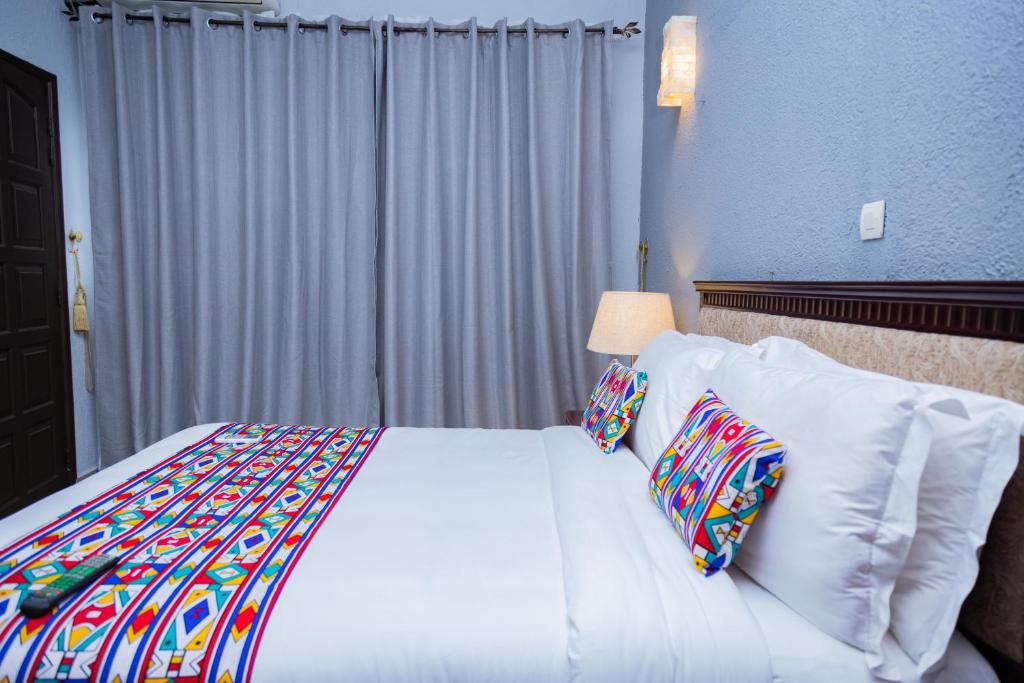 Hotel Hibiscus Blvd Triomphal photo 3