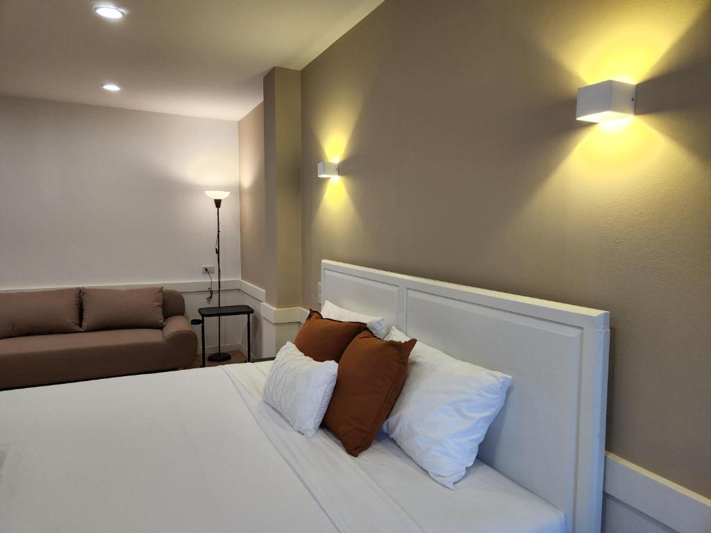 HOMMORY RESIDENCE - Chalong West photo 3