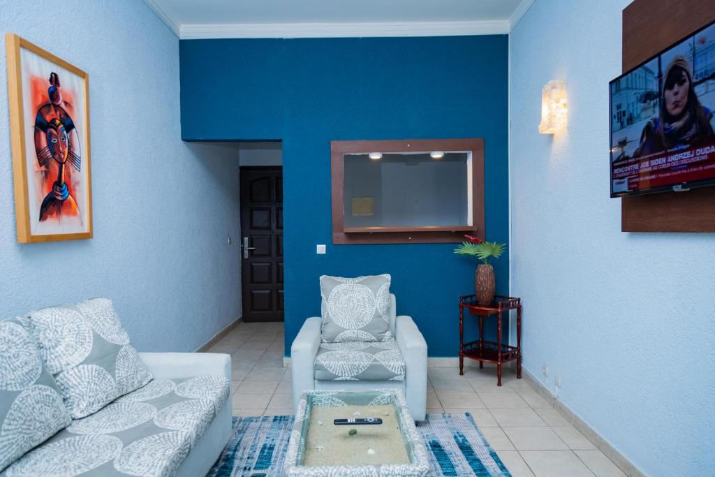 Hotel Hibiscus Blvd Triomphal photo 1