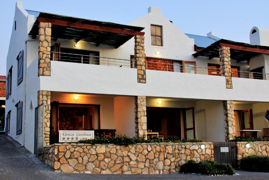 Kleinzee Oceanfront Whole House Self Catering photo 1