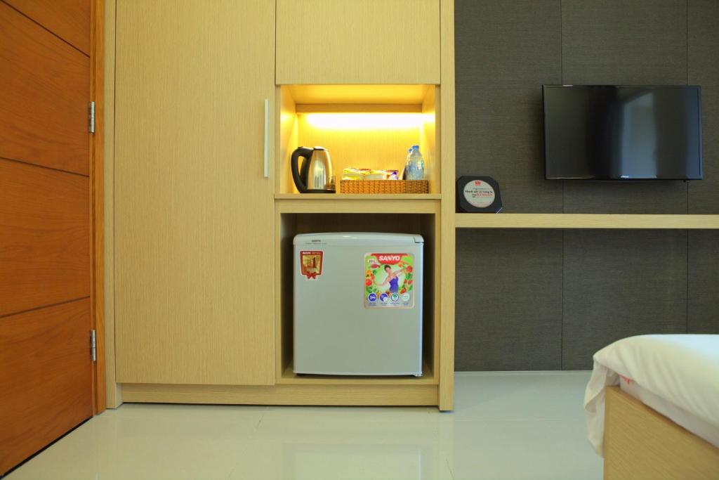 Khách sạn Hùng Cường