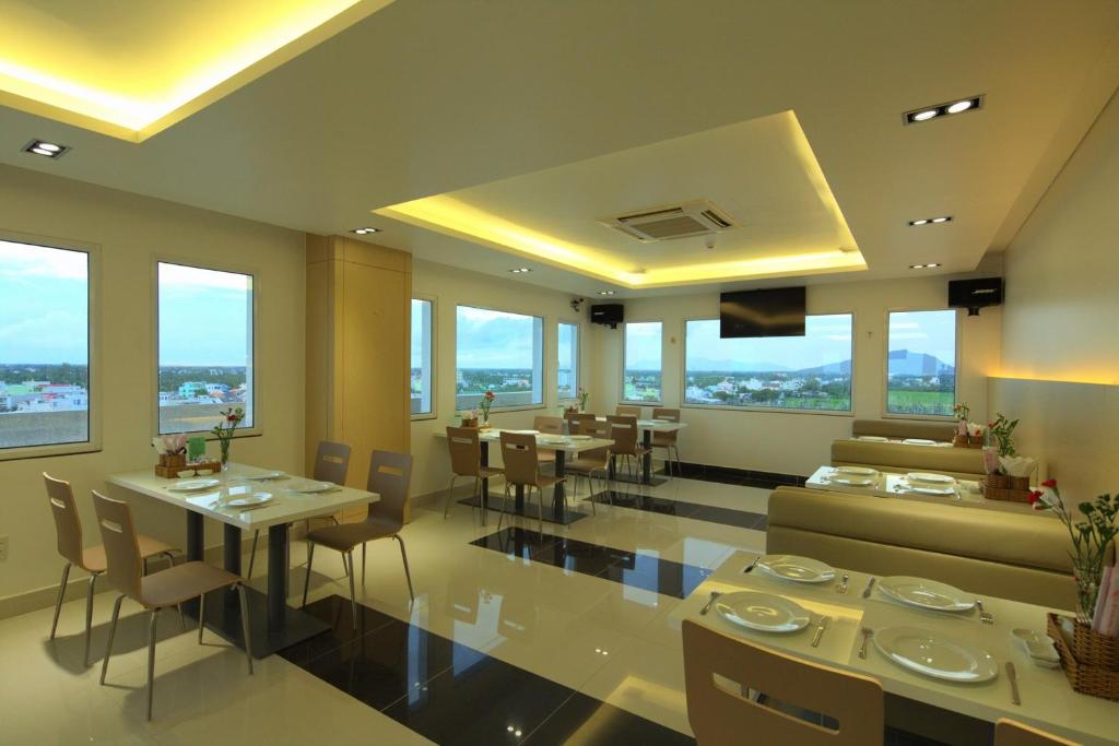 Hung Cuong Hotel photo 4