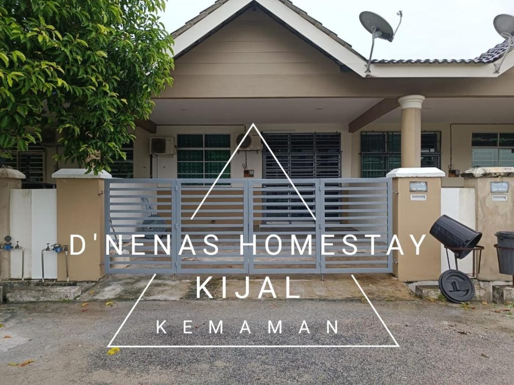 D'Nenas Homestay Kijal photo 1