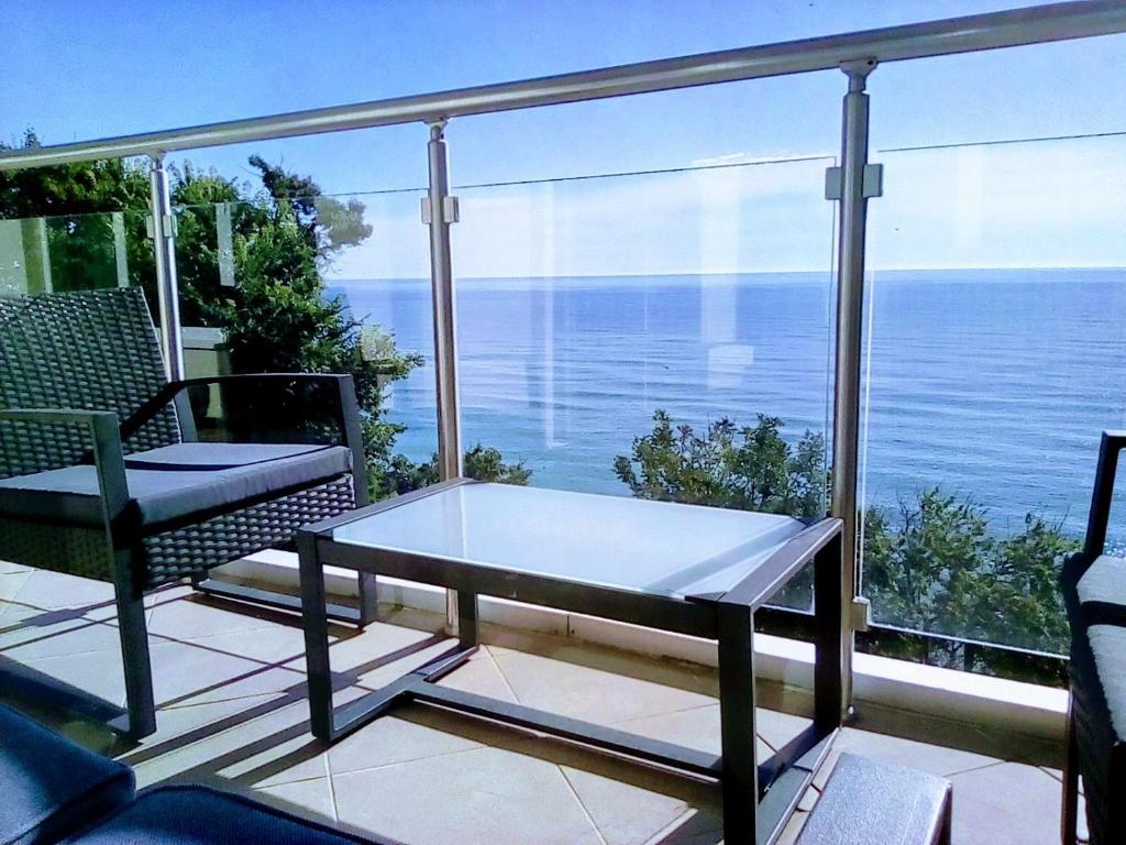 Silver Beach B16 photo 1