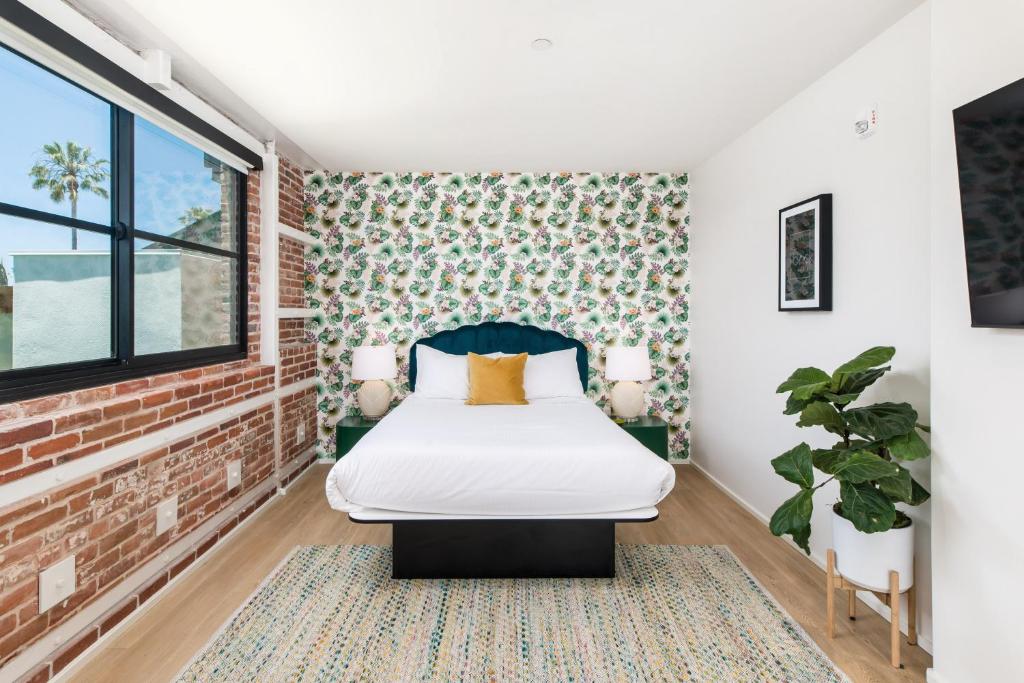 The Brick Boutique Hotel photo 2