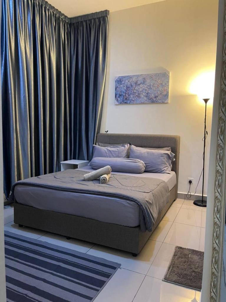 IOI Conezion Iman's Home with Pool View Unit photo 1