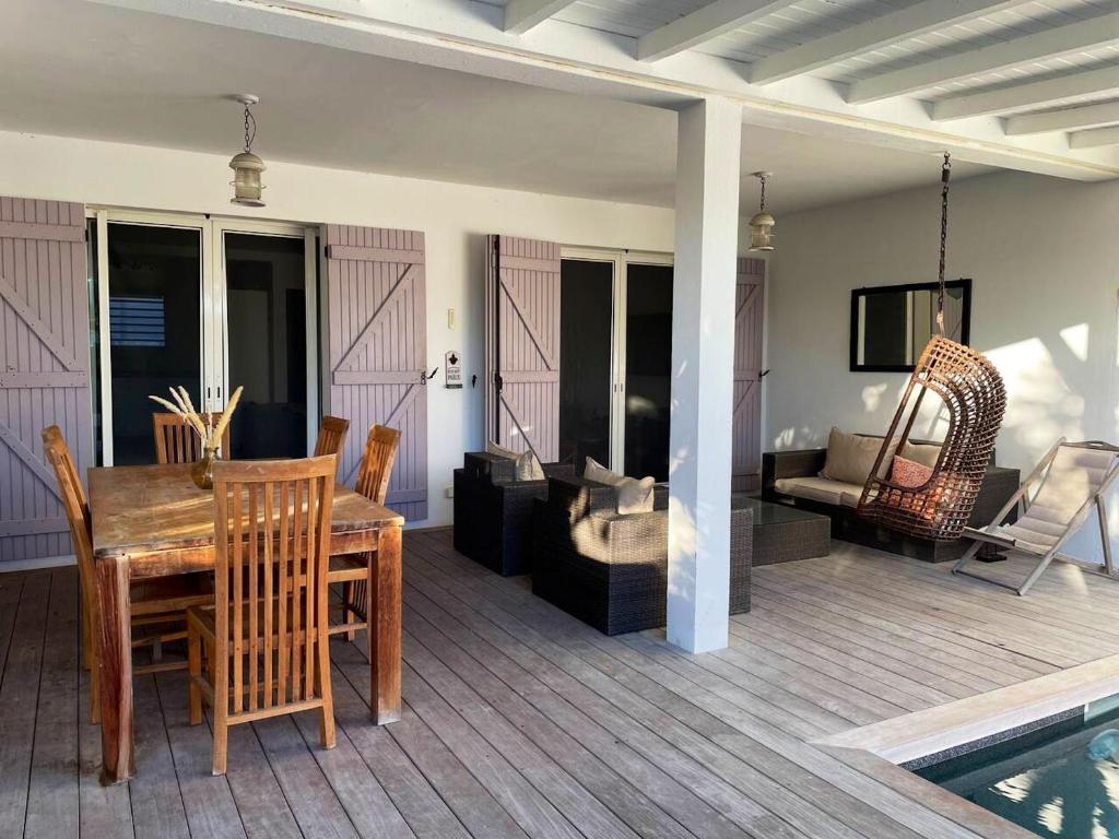 3 bedrooms villa at Baie orientale 200 m away from the beach with sea view private pool and enclosed garden photo 2